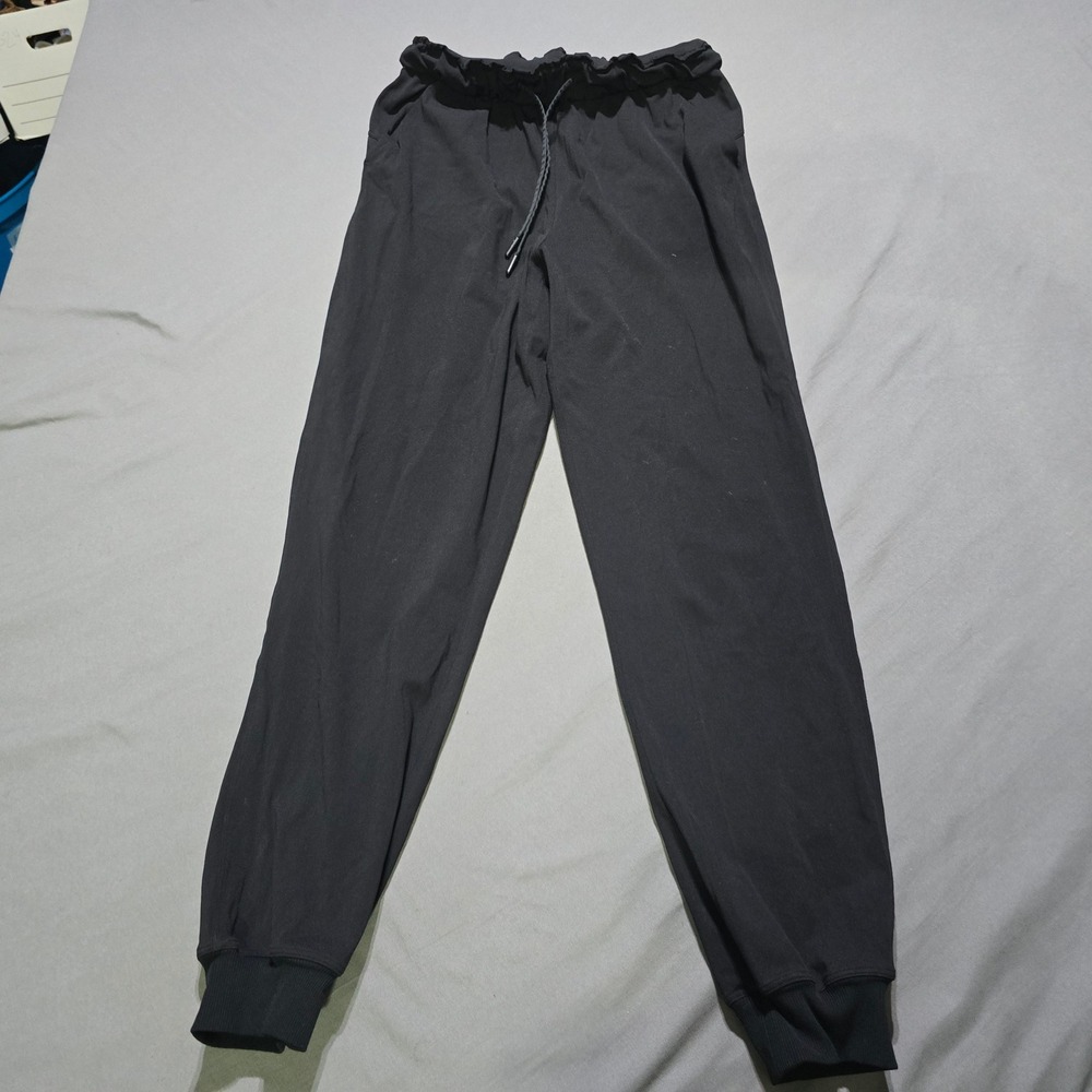 Lululemon Jogger Womens 6 Black keep moving Paperbag Waist Drawstring Pant